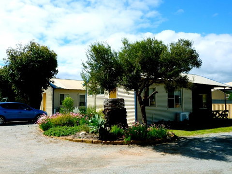 Lazy Lobster Holiday Units & Chalets - Accommodation Gladstone 20