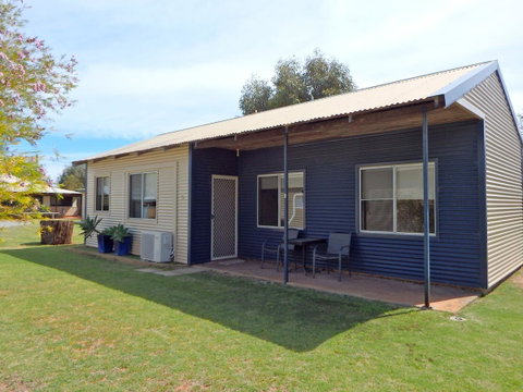 Lazy Lobster Holiday Units & Chalets - Accommodation Gladstone 18