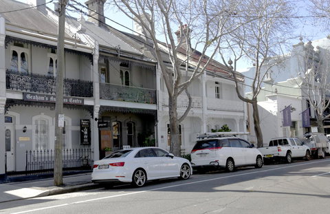 Stunning Terrace In Centennial Park - Accommodation Gladstone 5