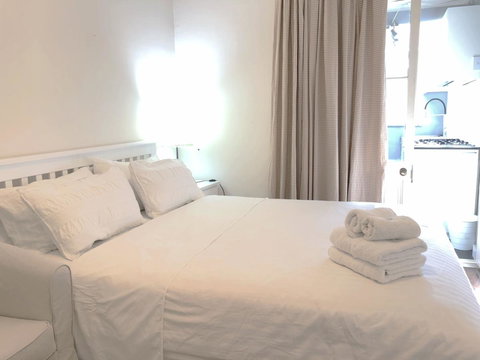 Stunning Terrace In Centennial Park - Accommodation Gladstone 1