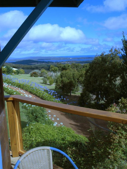 Chimes Spa Retreat - Accommodation Gladstone 36