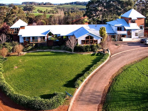 Chimes Spa Retreat - Accommodation Gladstone 31