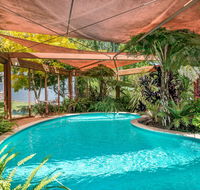 Chimes Spa Retreat - Accommodation Gladstone