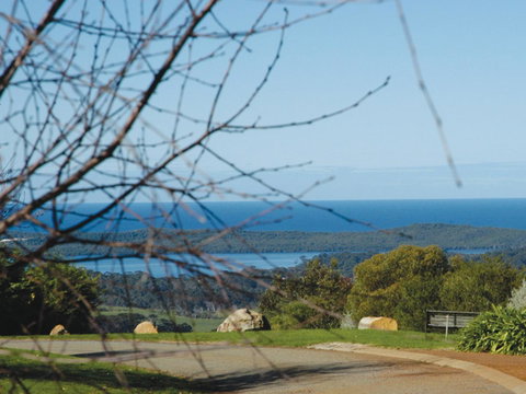 Chimes Spa Retreat - Accommodation Gladstone 28