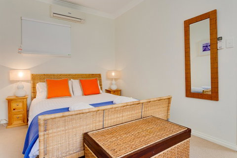 Cottesloe Beach House I - Accommodation Gladstone 5