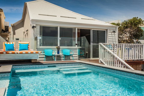 Cottesloe Beach House I - Accommodation Gladstone 17
