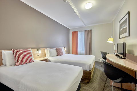 Ibis Perth - Accommodation Gladstone 7