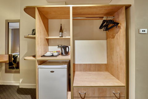 Ibis Perth - Accommodation Gladstone 2