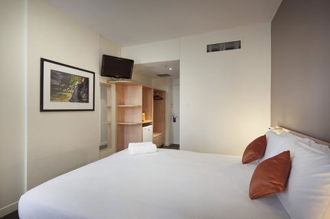 Ibis Perth - Accommodation Gladstone 25