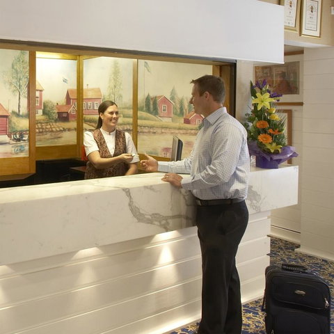 European Hotel - Accommodation Gladstone 6