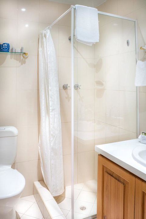 European Hotel - Accommodation Gladstone 33