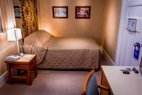 European Hotel - Accommodation Gladstone 29