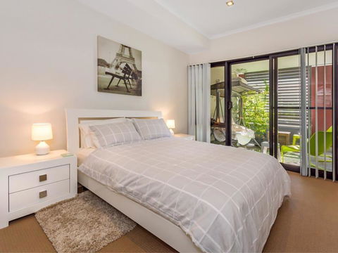 Home Apartment - Perth City Centre - Free WiFi - Accommodation Gladstone 5