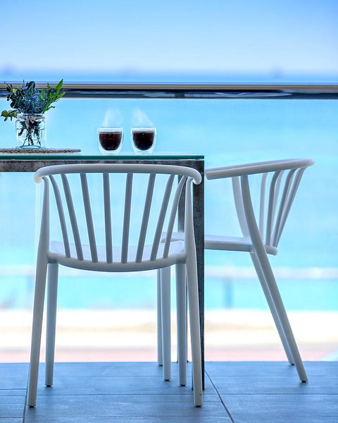 Cottesloe Beachfront Ocean View Apartment - Accommodation Gladstone 19