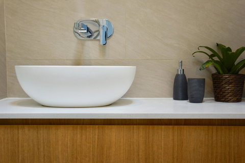 Cottesloe Beachfront Ocean View Apartment - Accommodation Gladstone 16