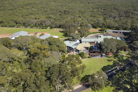 Karriview Margaret River - Accommodation Gladstone 31