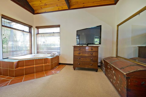 Karriview Margaret River - Accommodation Gladstone 8