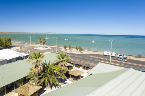 Shark Bay Seafront Apartments - Accommodation Gladstone 26