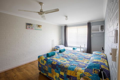 Shark Bay Seafront Apartments - Accommodation Gladstone 18