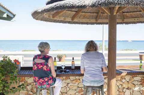 Shark Bay Seafront Apartments - Accommodation Gladstone 32