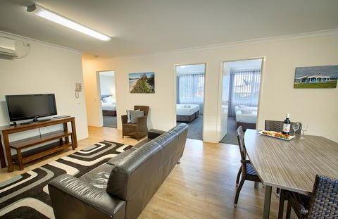 Albany Motel & Apartments - Accommodation Gladstone 4