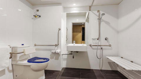 Holiday Inn Perth City Centre, An IHG Hotel - Accommodation Gladstone 27