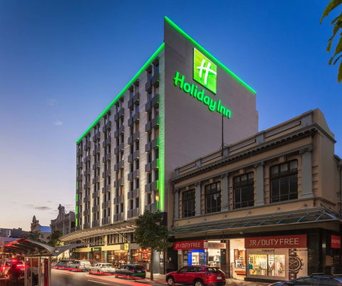 Holiday Inn Perth City Centre, An IHG Hotel - Accommodation Gladstone 0