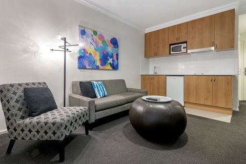 Oaks Perth Hotel - Accommodation Gladstone 4