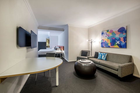 Oaks Perth Hotel - Accommodation Gladstone 3