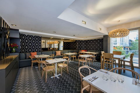 Oaks Perth Hotel - Accommodation Gladstone 42