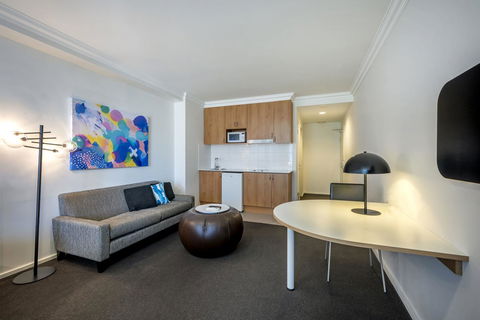 Oaks Perth Hotel - Accommodation Gladstone 8
