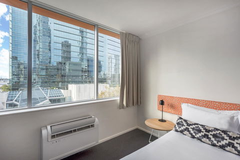 Oaks Perth Hotel - Accommodation Gladstone 6