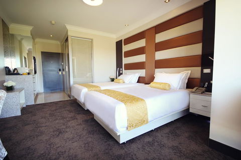 Swan River Hotel - Accommodation Gladstone 33