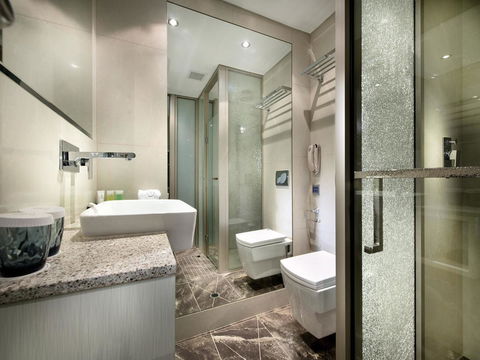 Swan River Hotel - Accommodation Gladstone 13
