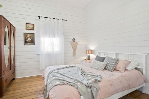 Lavender Cottage - Accommodation Gladstone 9