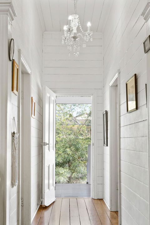 Lavender Cottage - Accommodation Gladstone 5