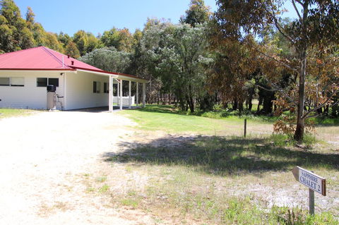 Sapphire Chalets, Augusta - Accommodation Gladstone 2