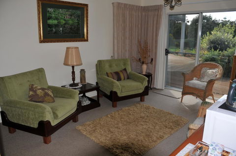 Glenelg On King Bed & Breakfast - Accommodation Gladstone 21