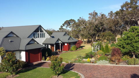 Glenelg On King Bed & Breakfast - Accommodation Gladstone 14