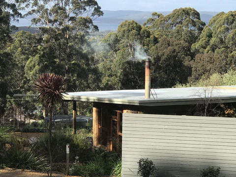 The Floating Forest - Accommodation Gladstone 4