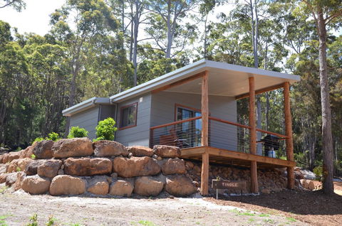 The Floating Forest - Accommodation Gladstone 3
