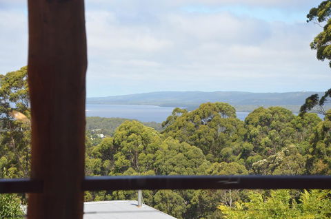 The Floating Forest - Accommodation Gladstone 21