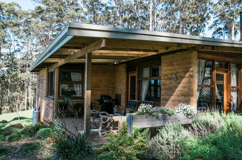 The Floating Forest - Accommodation Gladstone 32
