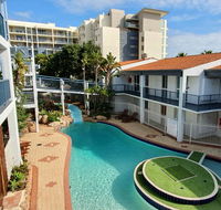 West Beach Lagoon 220 Stylish and Cozy - Accommodation Gladstone