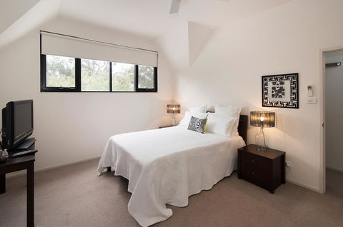 Pegasus - Accommodation Gladstone 7
