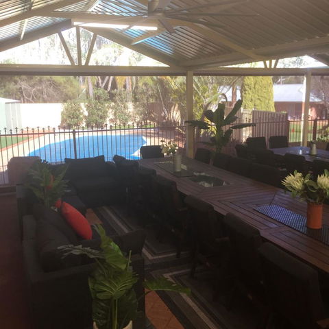 Travellers Rest Motel - Accommodation Gladstone 4