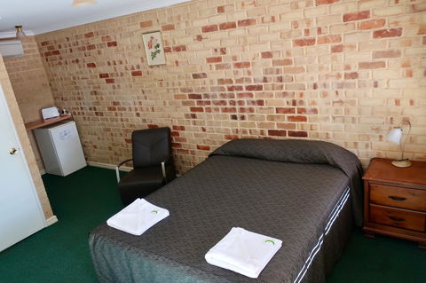 Travellers Rest Motel - Accommodation Gladstone 22