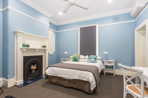 Blue Door Apartments - Accommodation Gladstone 17