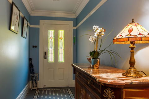 Blue Door Apartments - Accommodation Gladstone 13