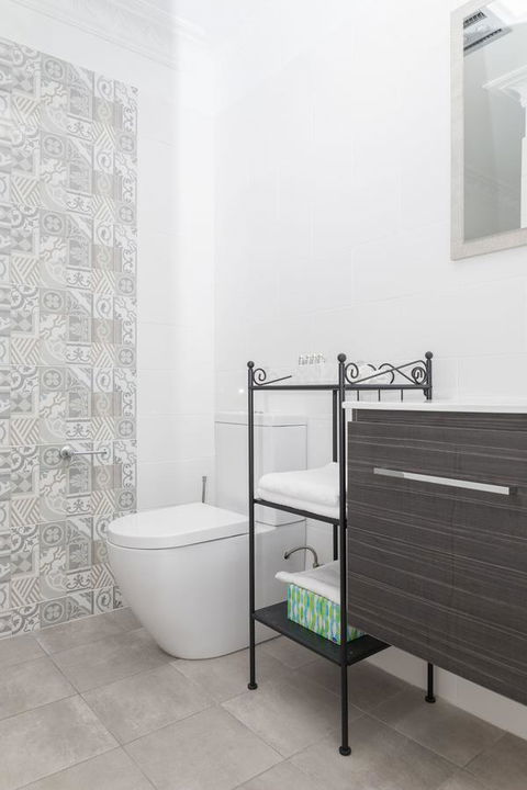 Blue Door Apartments - Accommodation Gladstone 9